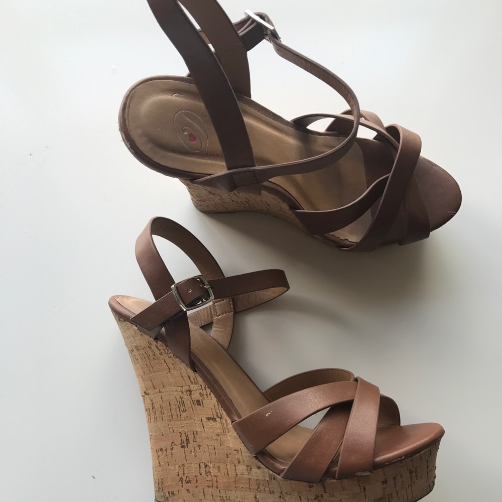 Brown wedges